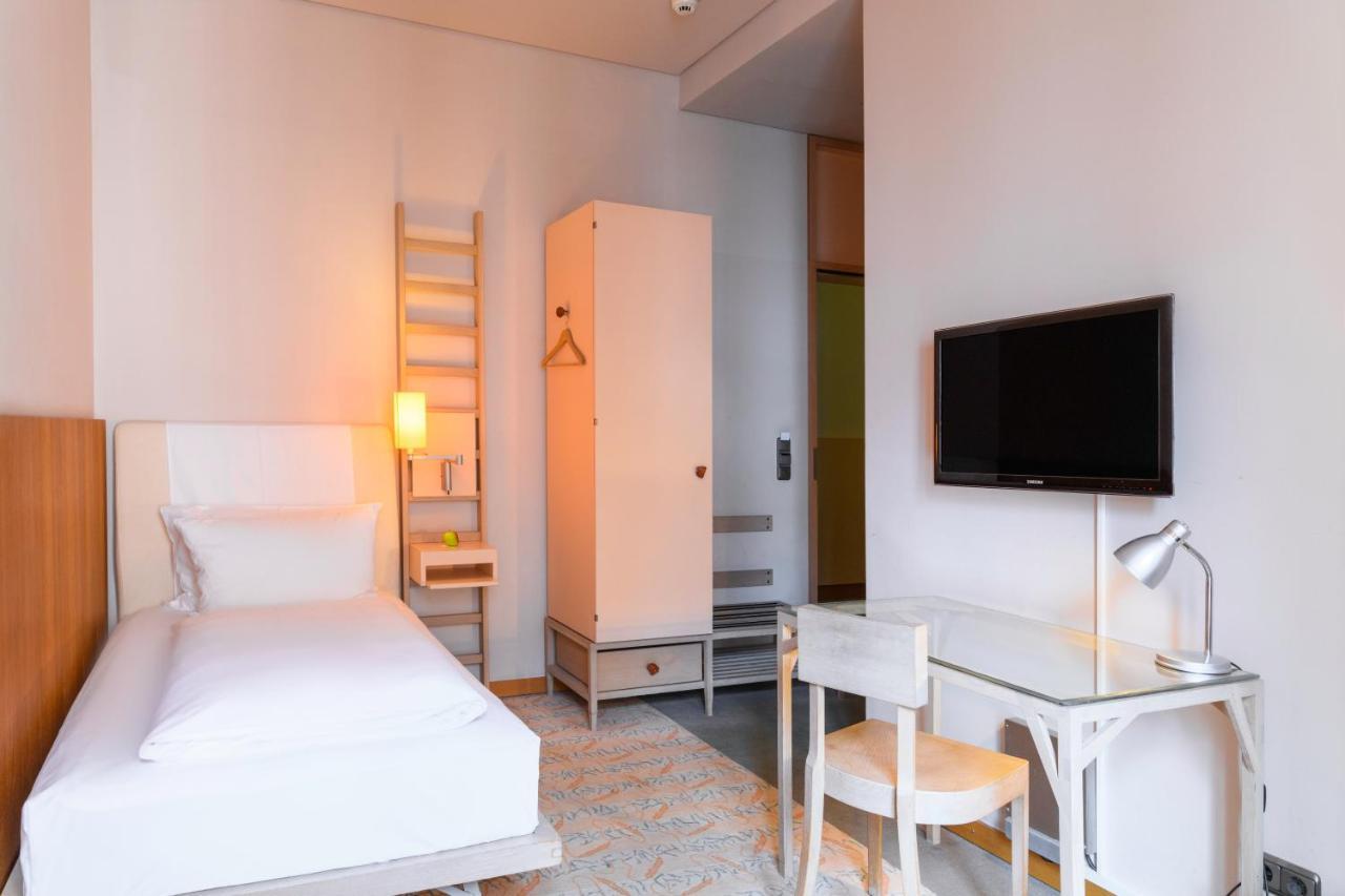 Hotel Bleibtreu Berlin By Golden Tulip Dış mekan fotoğraf