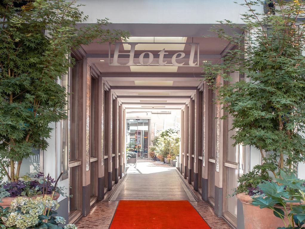 Hotel Bleibtreu Berlin By Golden Tulip Dış mekan fotoğraf