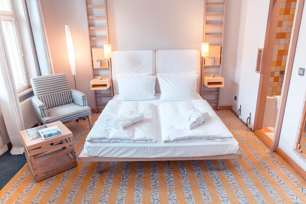 Hotel Bleibtreu Berlin By Golden Tulip Dış mekan fotoğraf